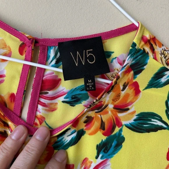 W5 Floral Yellow Top - Picture 7 of 7